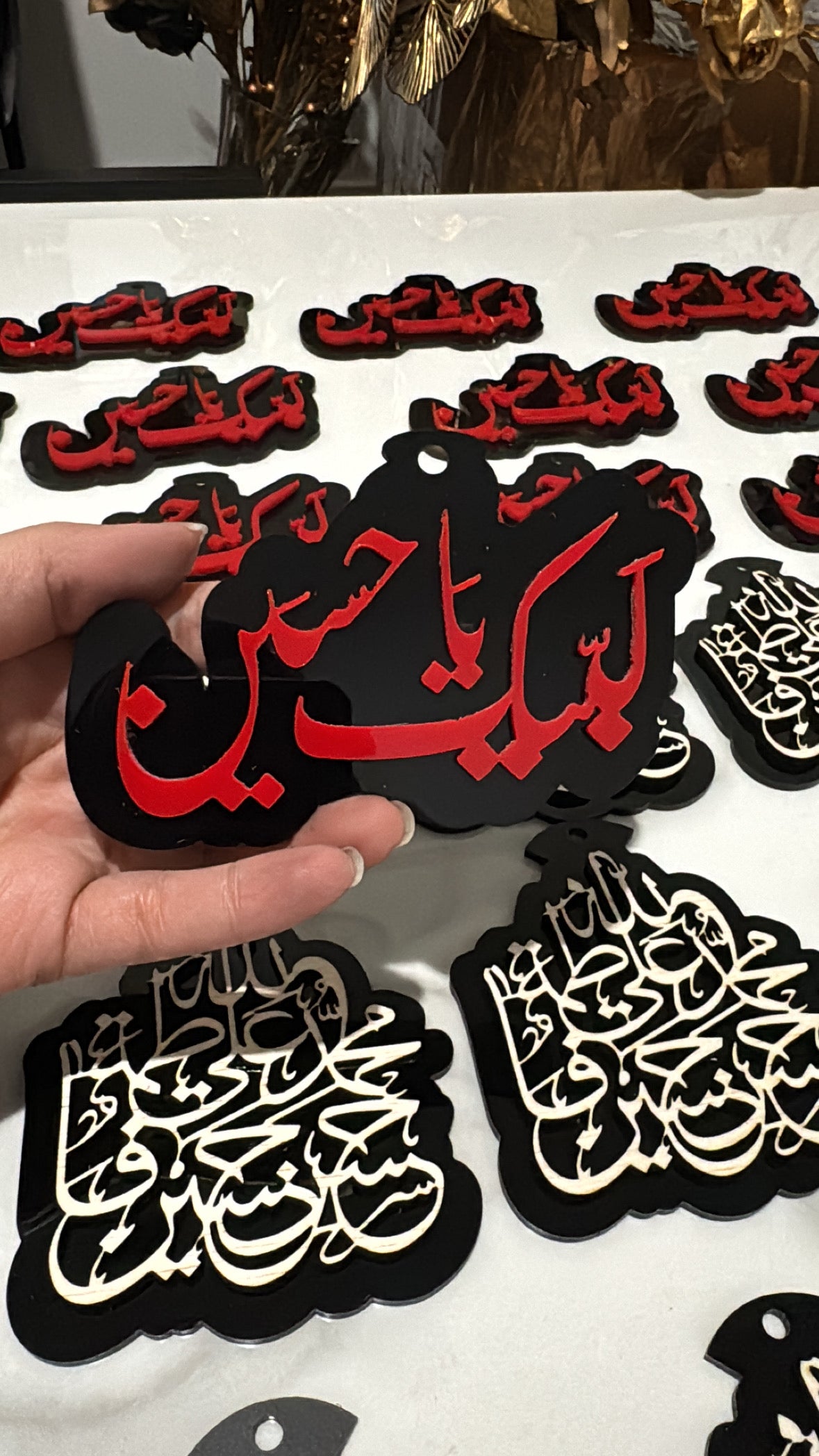 Labaik Ya Hussain Car Hanging