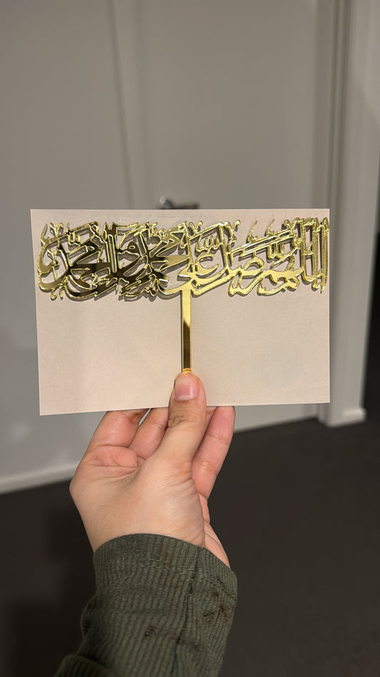 Cake topper